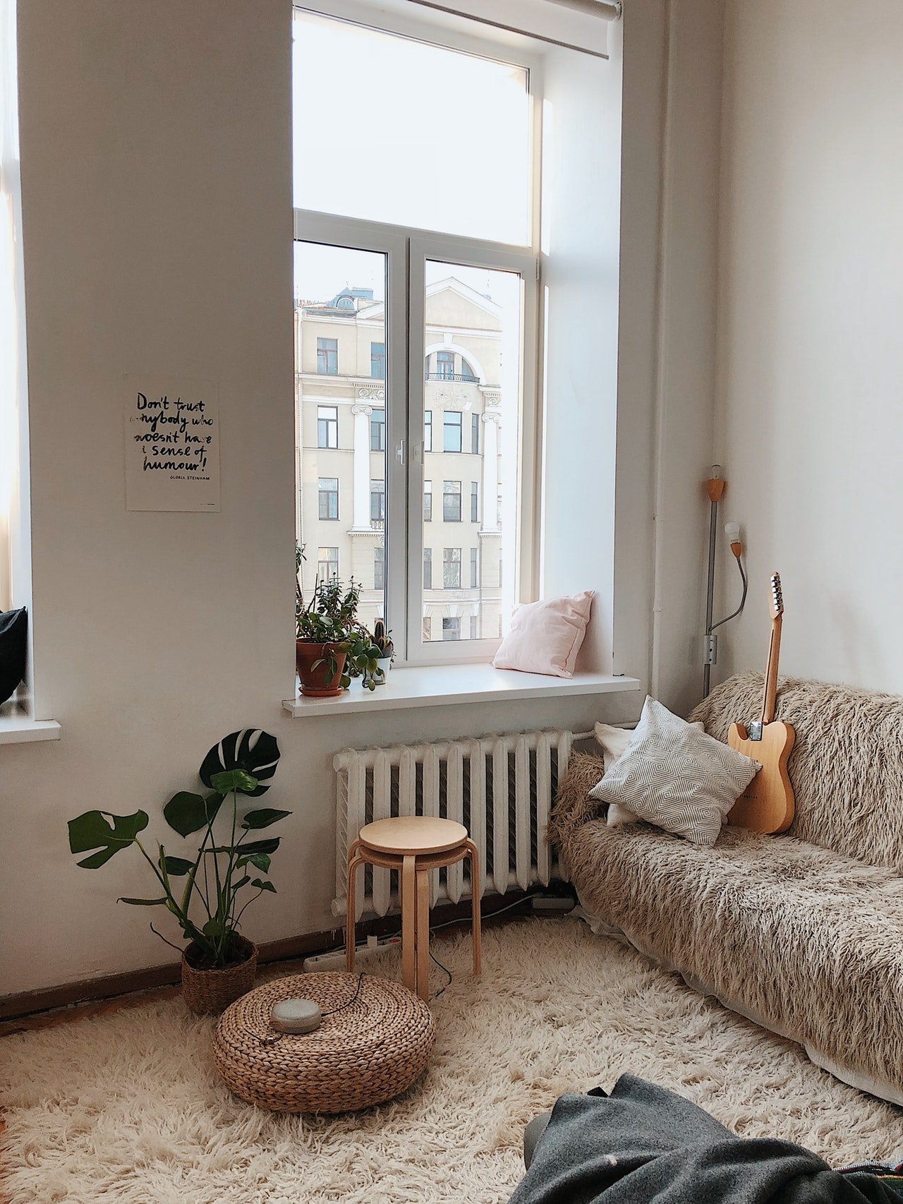 White sofa and bathtub space